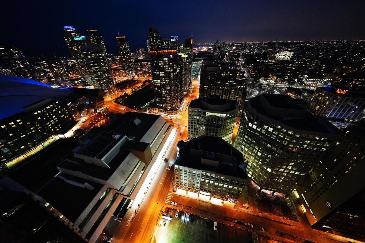 Grand Royal Condos - Cn Tower Toronto Exterior foto
